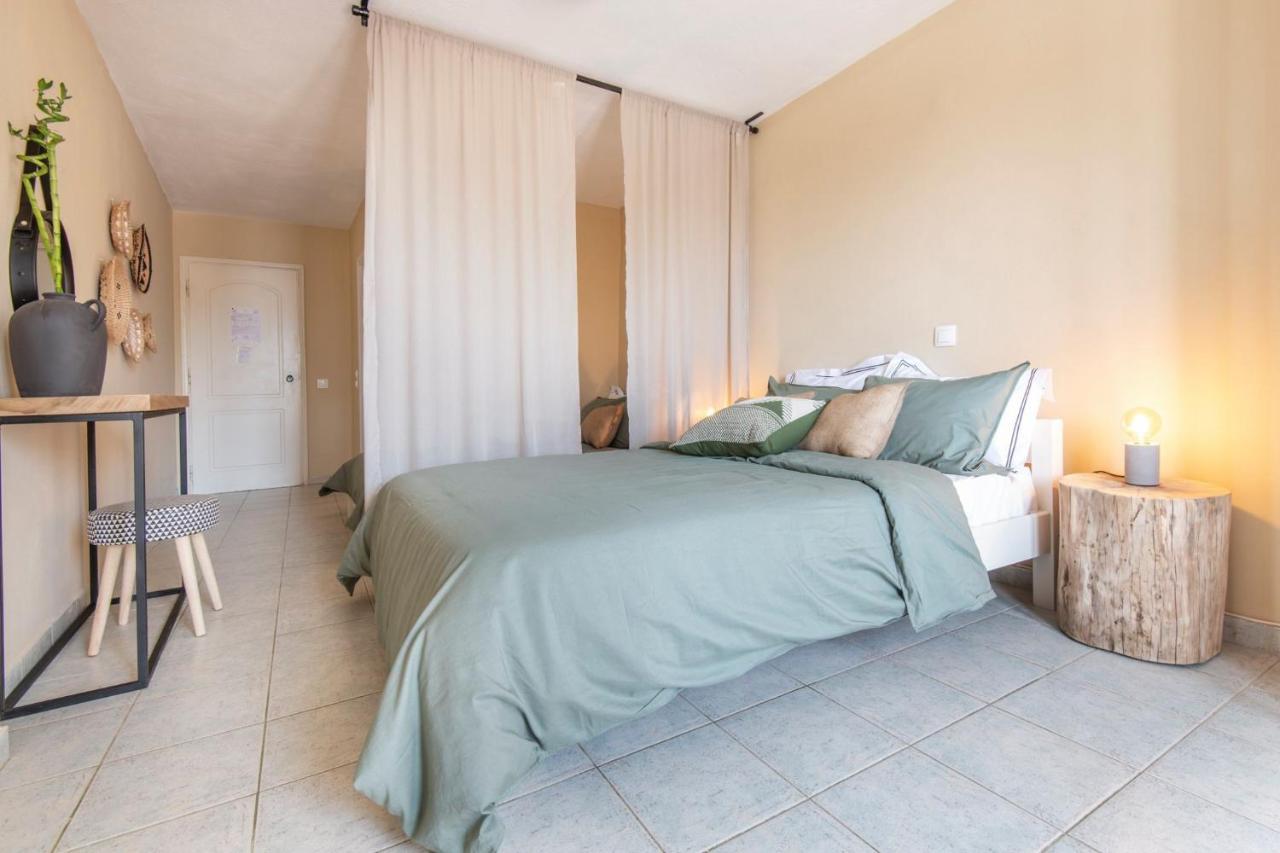 Puerto Seaside Rooms Akhladheri Екстер'єр фото